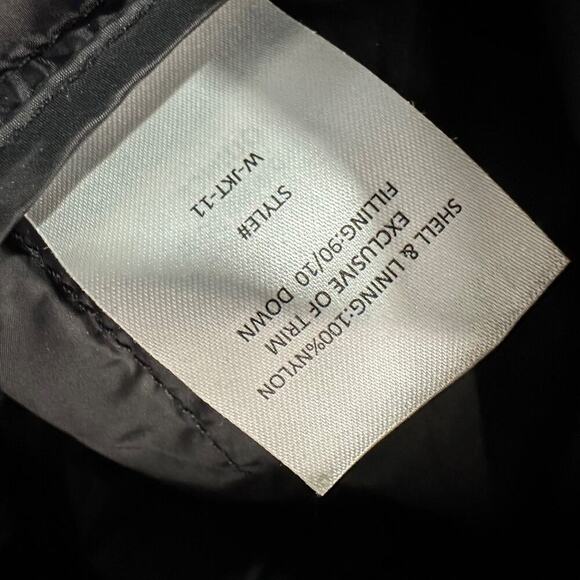 Quince Womens Lightweight Down Puffer Vest in Black Size Small - Picture 6 of 6